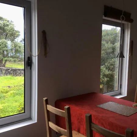 Quinta Da Falesia - Casa Amarela Ponta Delgada